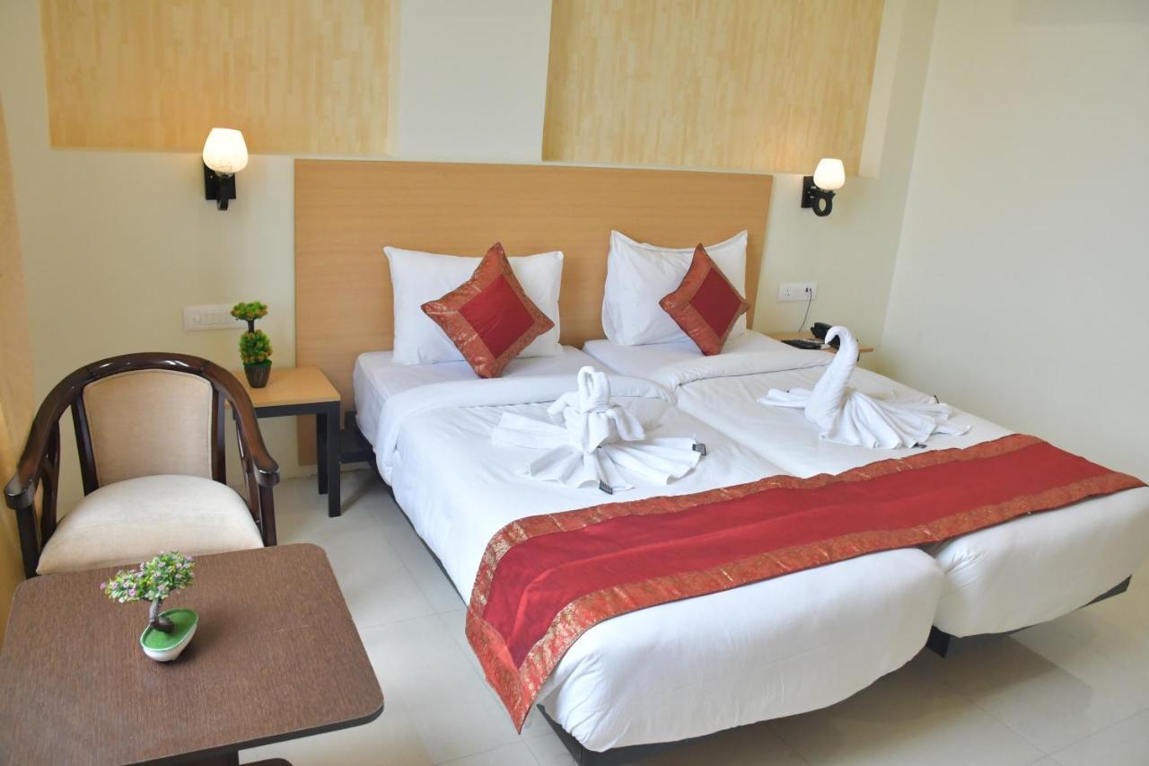 Hotel Yatharth Inn 바라나시 외부 사진