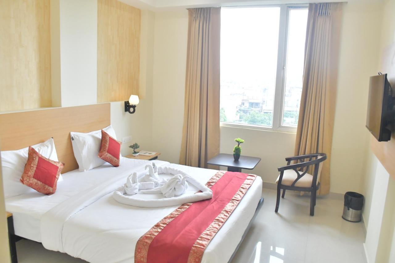 Hotel Yatharth Inn 바라나시 외부 사진