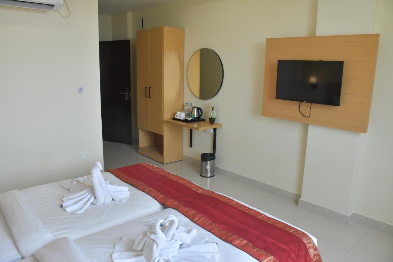Hotel Yatharth Inn 바라나시 외부 사진