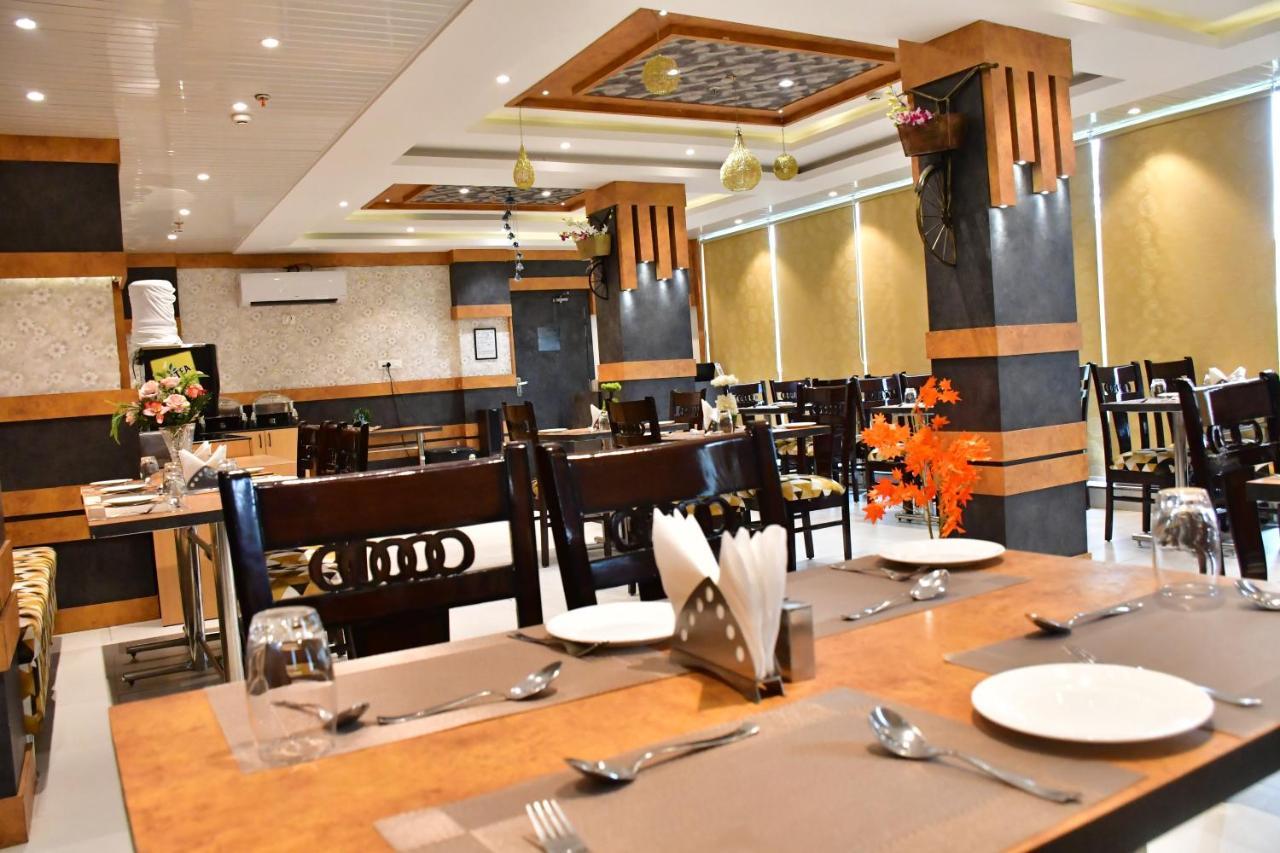 Hotel Yatharth Inn 바라나시 외부 사진