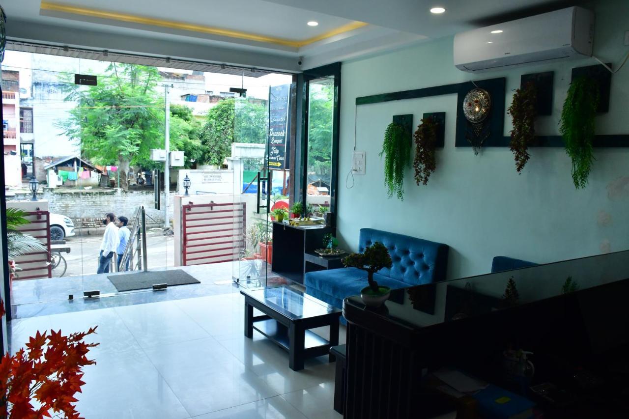 Hotel Yatharth Inn 바라나시 외부 사진